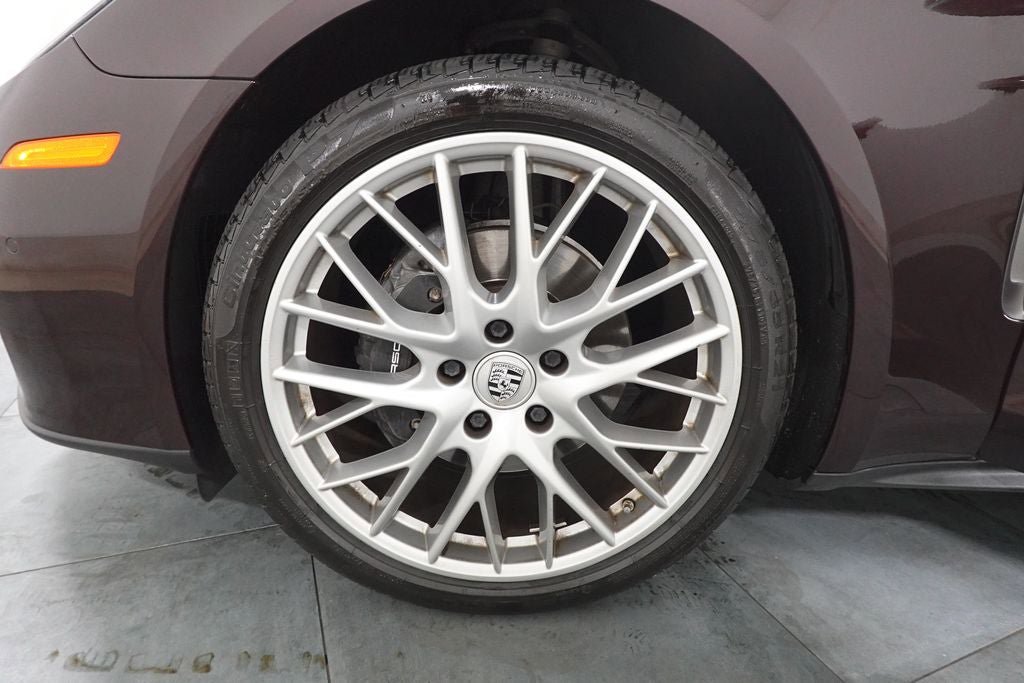 Used 2023 Porsche Panamera 4 Platinum Edition AWD/4WD image 39