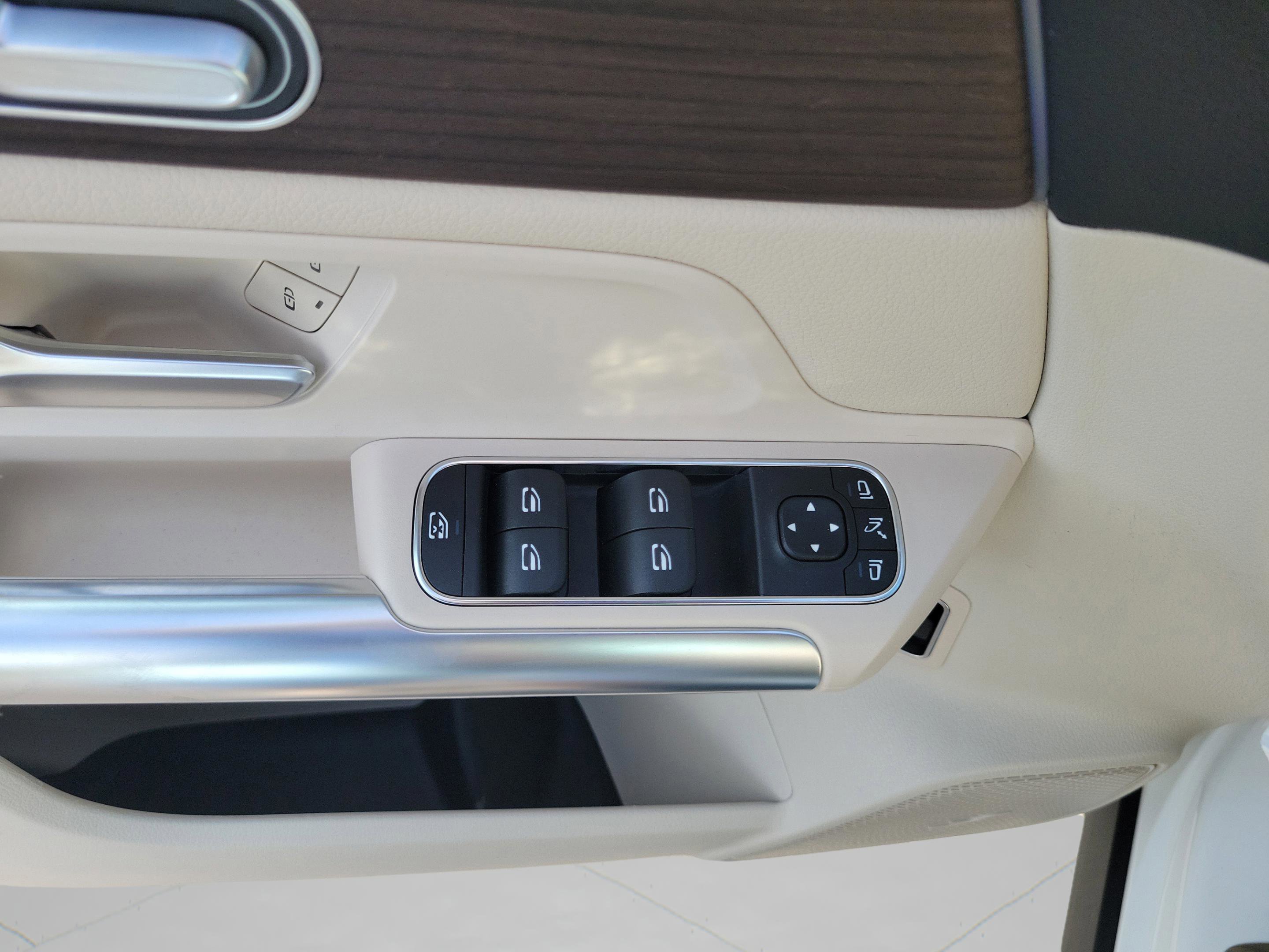 Certified 2026 Mercedes-Benz GLA 250 image 11