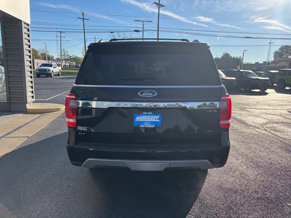 Used 2020 Ford Expedition Max XLT w/ Equipment Group 202A AWD/4WD image 6