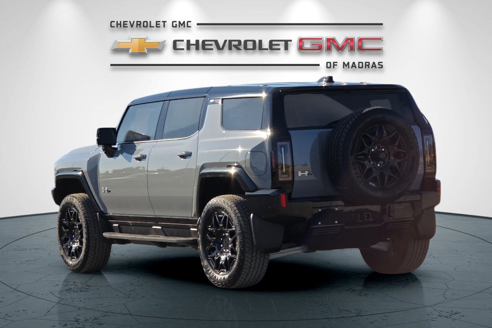 New 2026 GMC Hummer EV SUV w/ LPO, Sport Package image 5