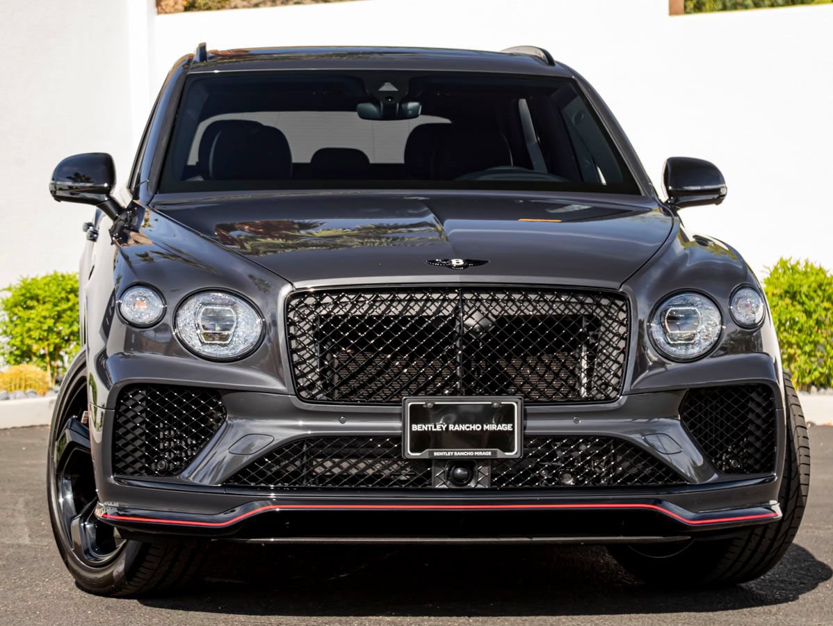 Certified 2025 Bentley Bentayga AWD/4WD image 1