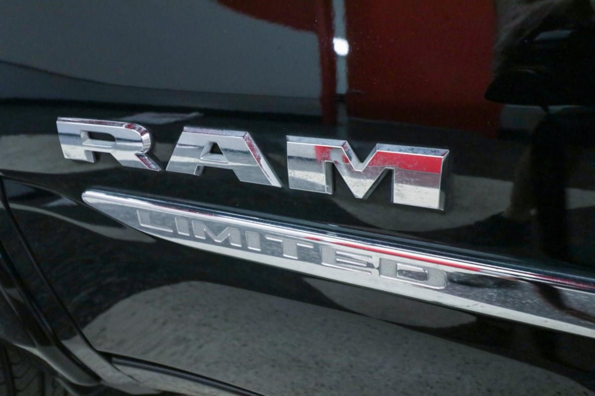 Used 2024 RAM 1500 Limited AWD/4WD image 45