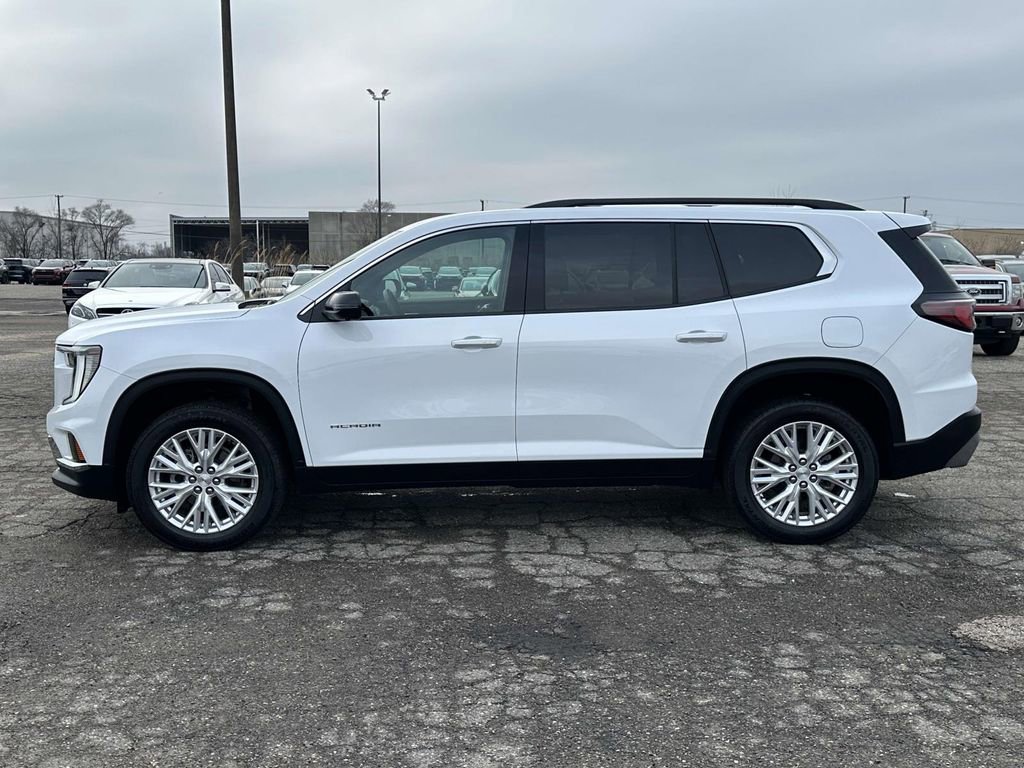 Certified 2024 GMC Acadia Elevation w/ Luxury Package image 2