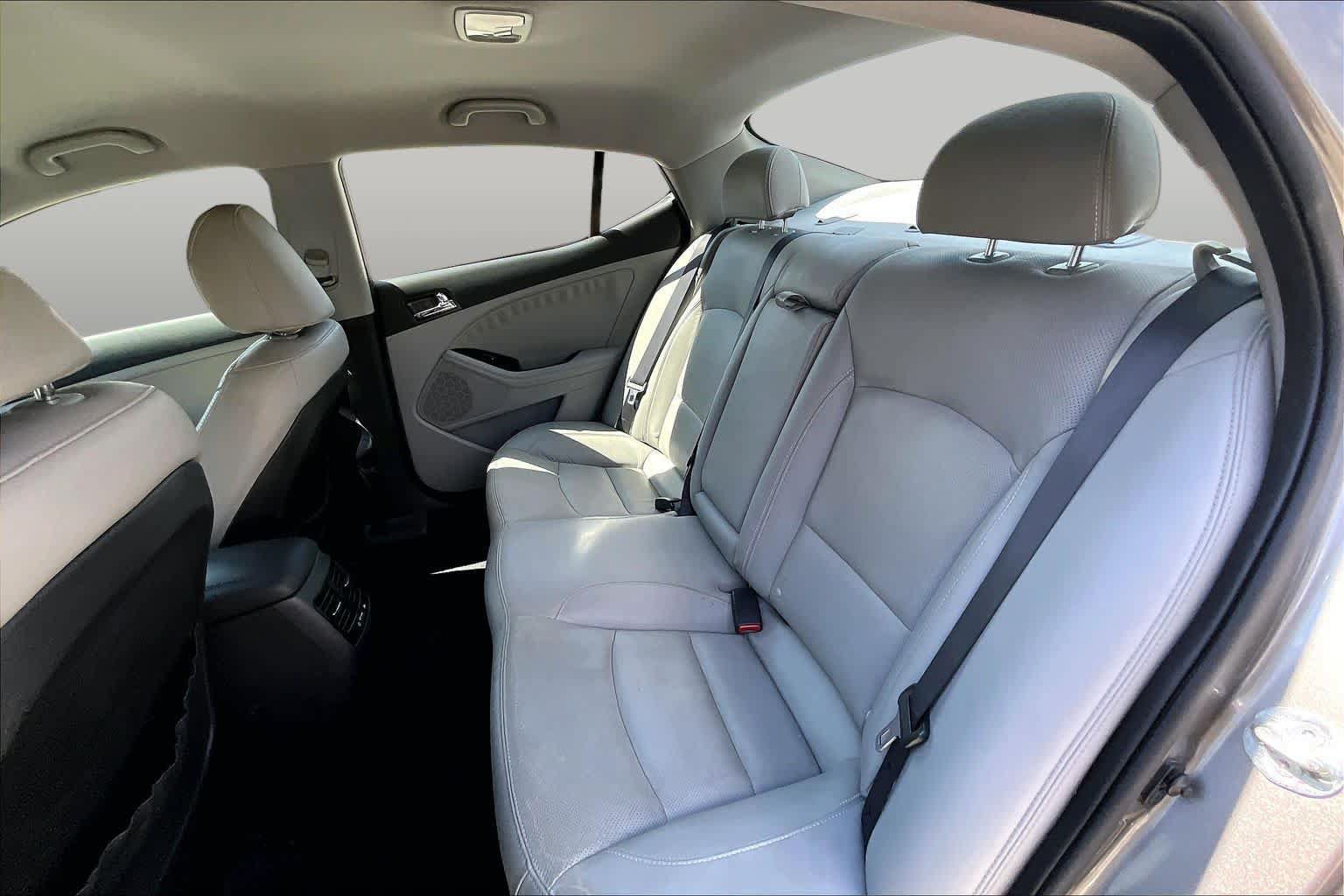 Used 2012 Kia Optima EX FWD image 16