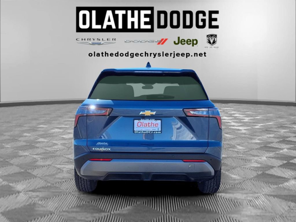 Used 2025 Chevrolet Equinox LT image 28