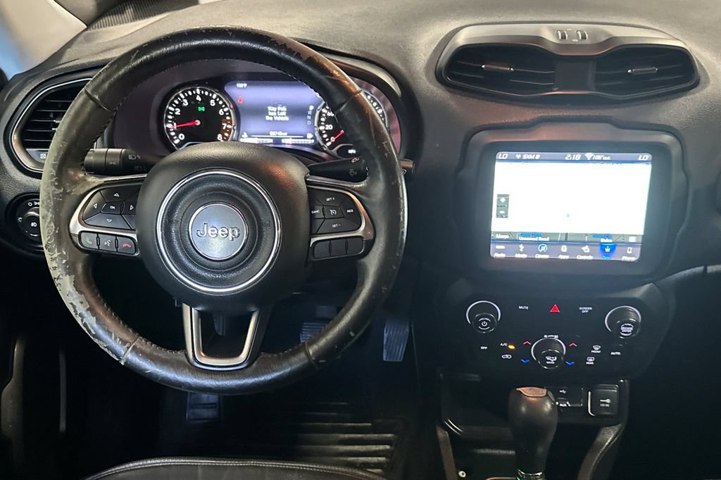 Used 2019 Jeep Renegade Limited w/ UConnect 8.4 Nav Group FWD image 14