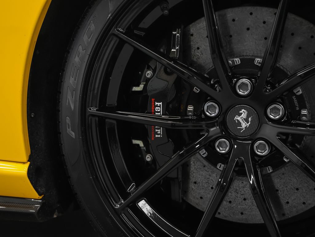 Certified 2021 Ferrari 812 GTS image 15