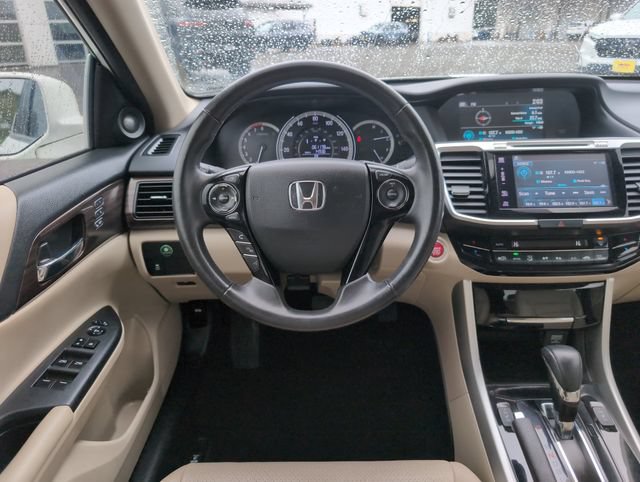 Used 2017 Honda Accord EX-L image 19