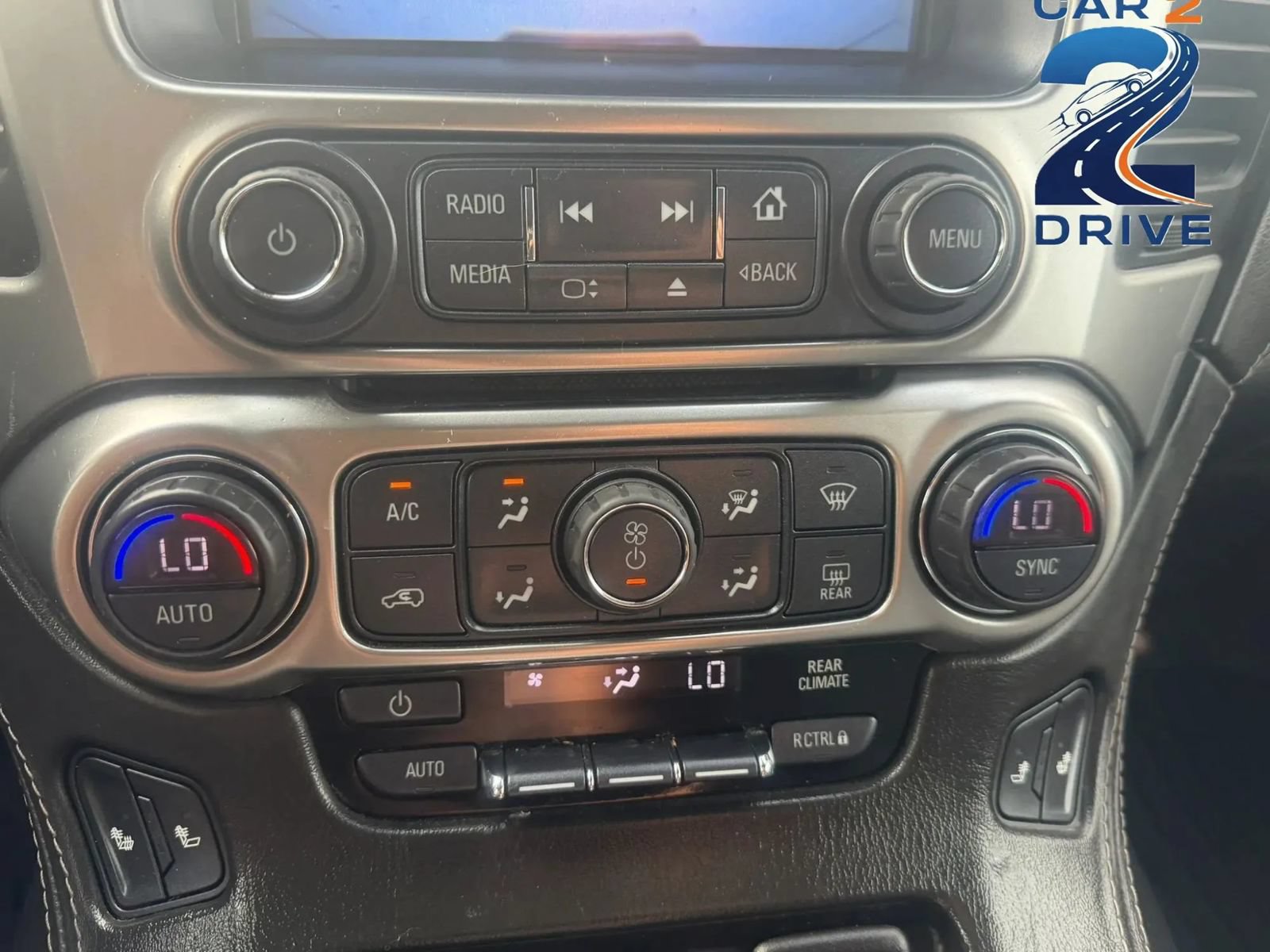 Used 2018 Chevrolet Suburban LT AWD/4WD image 23