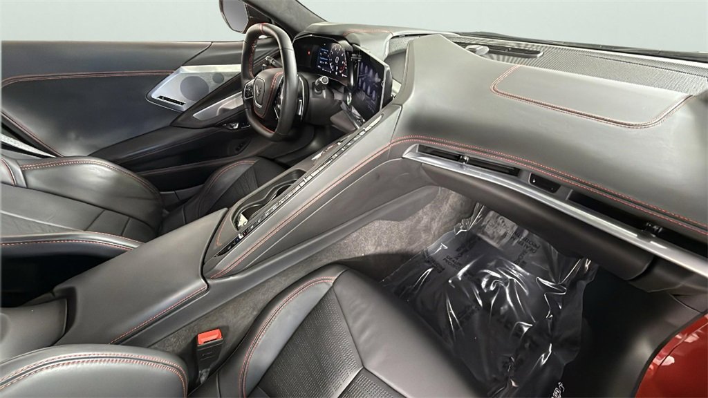 Used 2022 Chevrolet Corvette Stingray Premium Cpe w/ Z51 Performance Package image 32