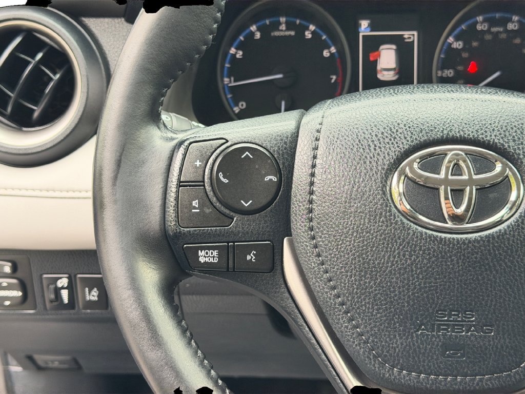 Used 2017 Toyota RAV4 XLE AWD/4WD image 19