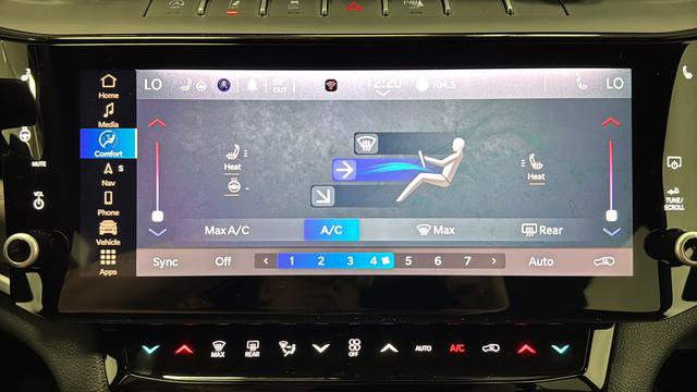 New 2026 Jeep Grand Cherokee Altitude AWD/4WD image 18