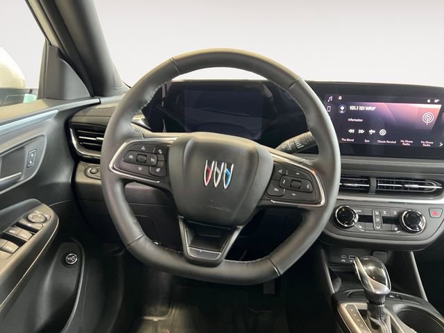 Used 2024 Buick Envista Preferred w/ Convenience I Package FWD image 10