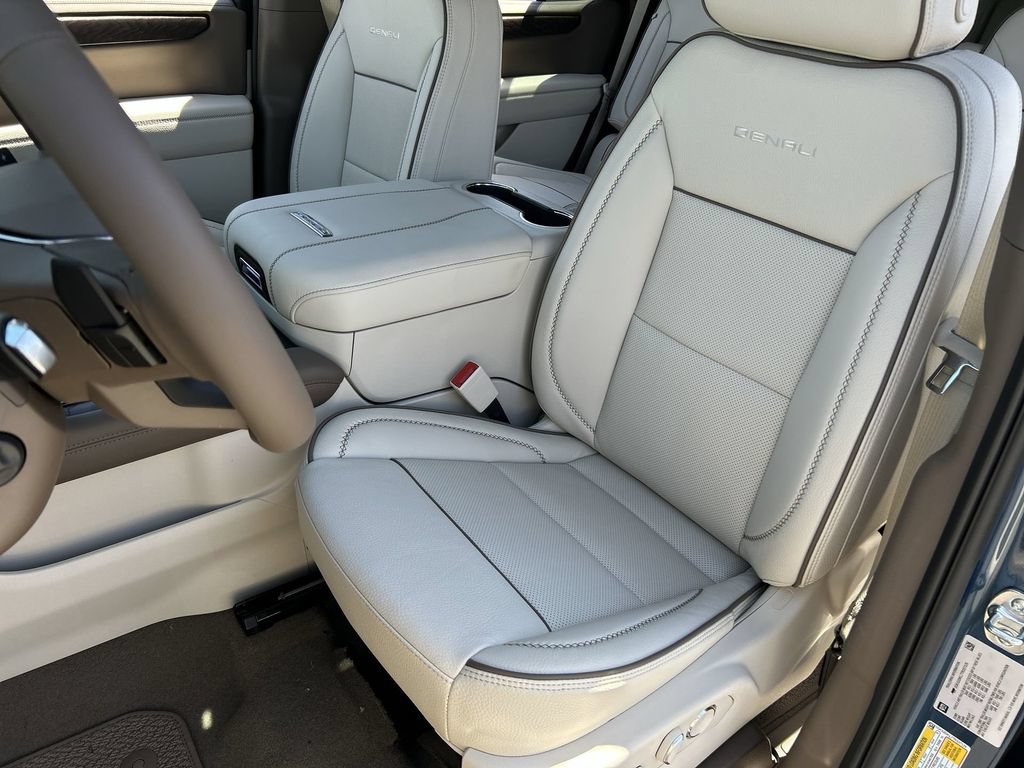 New 2026 GMC Yukon Denali AWD/4WD image 19