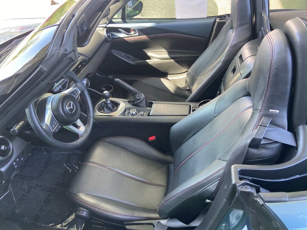 Used 2017 MAZDA MX-5 Miata Grand Touring RWD image 23