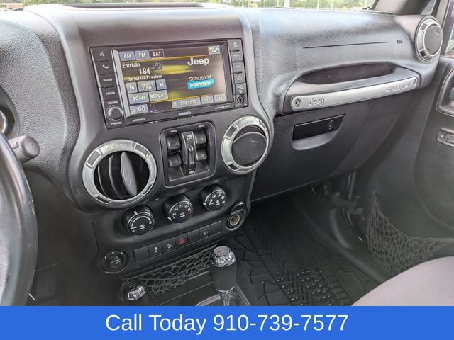 Used 2015 Jeep Wrangler Unlimited Rubicon w/ Dual Top Group AWD/4WD image 22