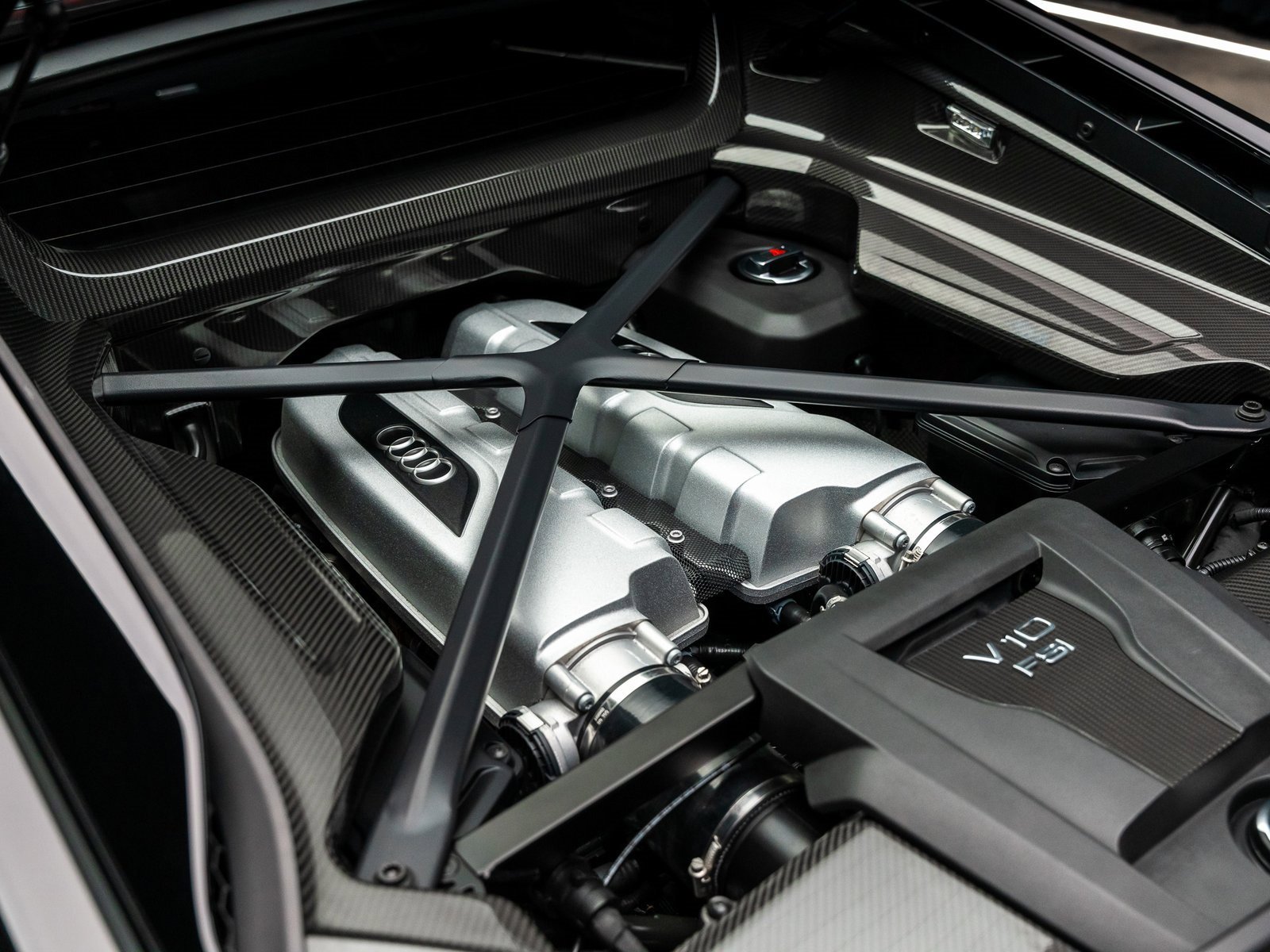 Used 2017 Audi R8 V10 plus image 56