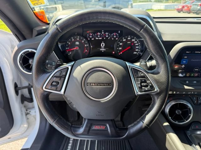 Used 2022 Chevrolet Camaro SS RWD image 15