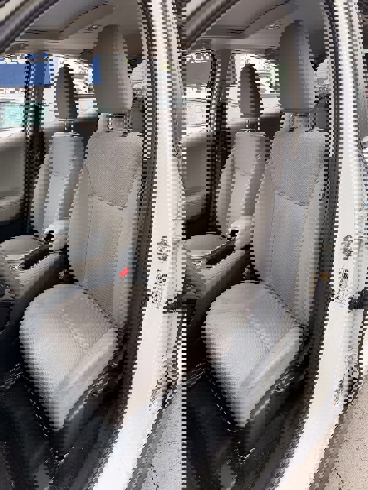 Used 2017 Honda HR-V EX image 9