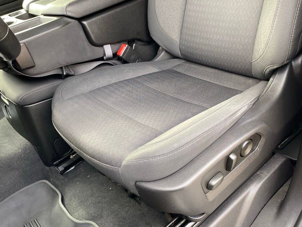 Used 2024 Chevrolet Silverado 2500 LT image 24