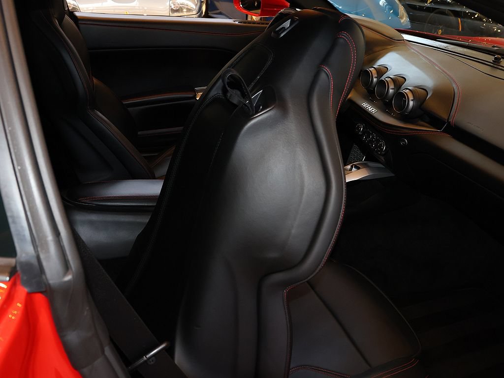Certified 2014 Ferrari F12 Berlinetta RWD image 61