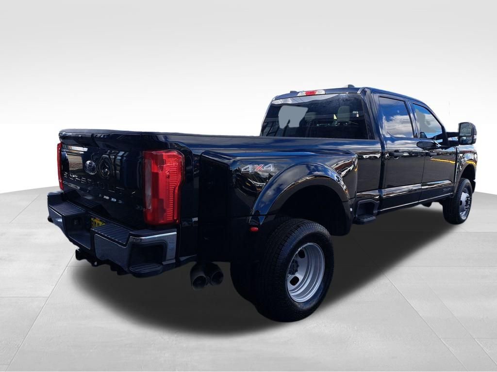 Used 2024 Ford F350 XLT AWD/4WD image 6