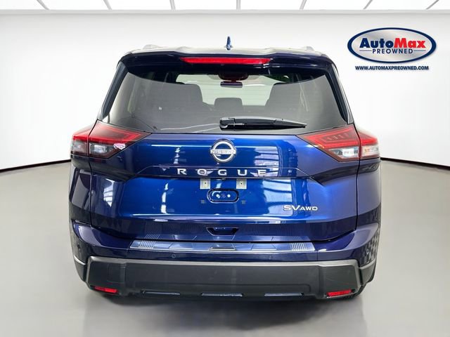 Used 2024 Nissan Rogue SV w/ SV Premium Package image 8