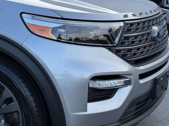 Certified 2023 Ford Explorer XLT w/ Equipment Group 202A AWD/4WD image 8