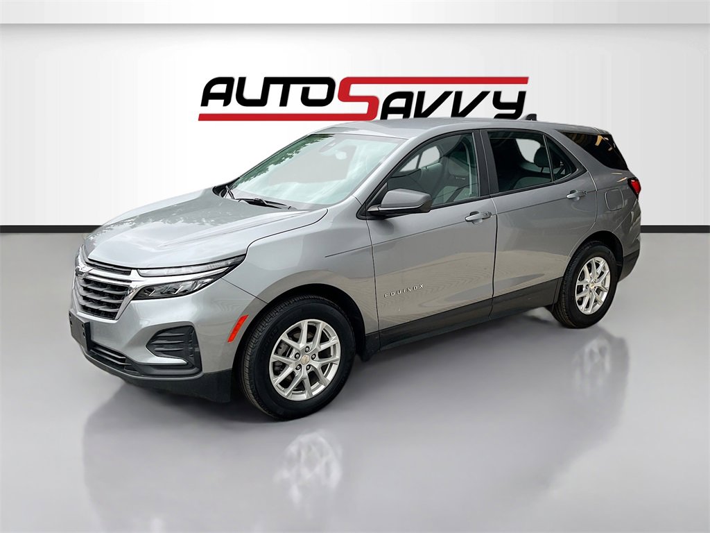 Used 2024 Chevrolet Equinox LS image 3