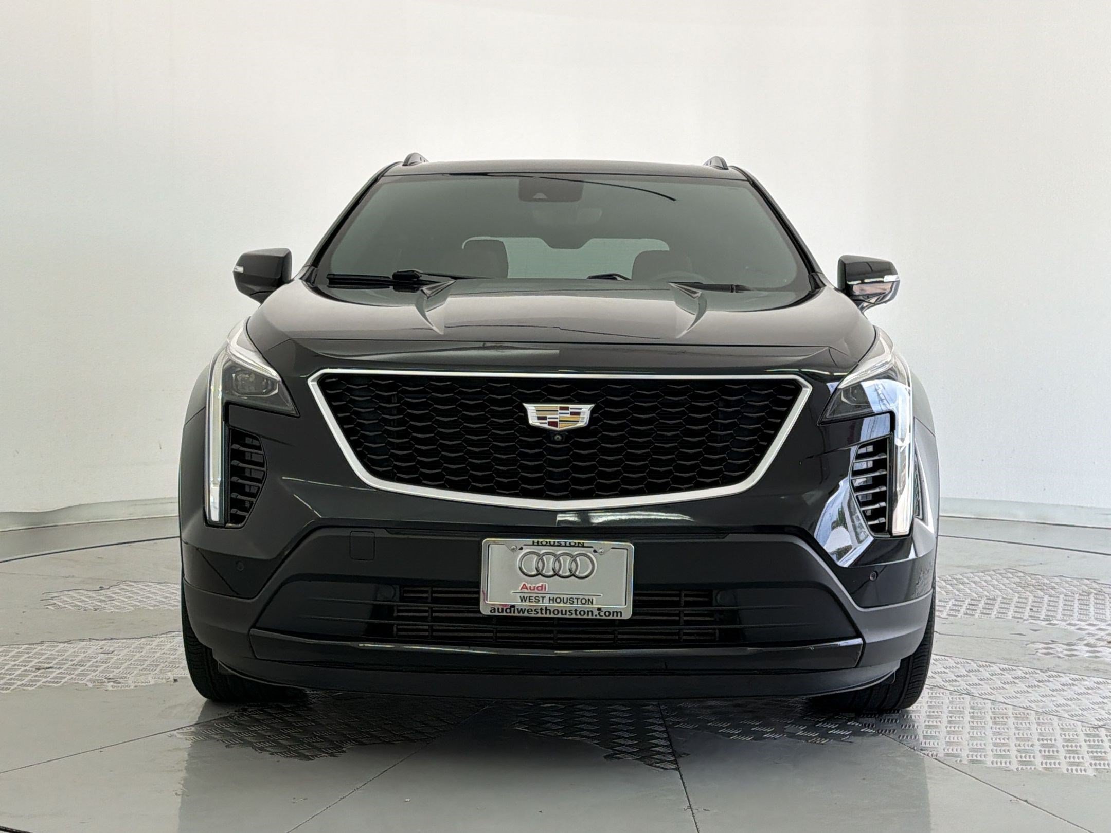 Used 2022 Cadillac XT4 Sport w/ Comfort Package FWD image 6