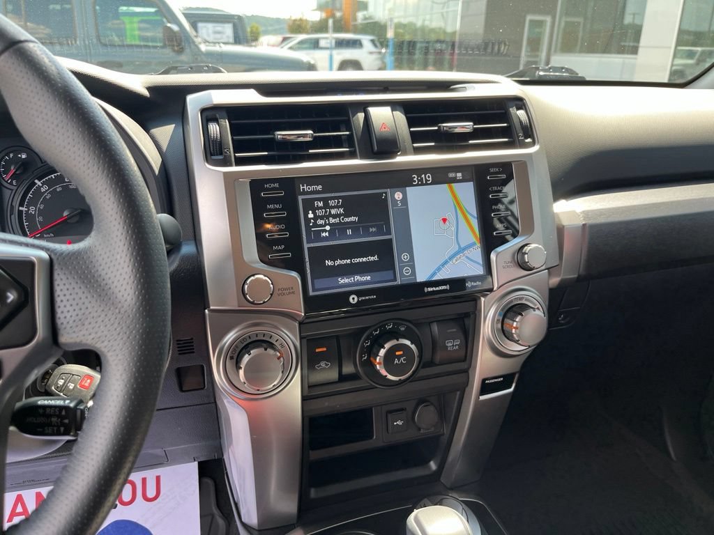 Used 2021 Toyota 4Runner Trail Special Edition AWD/4WD image 10