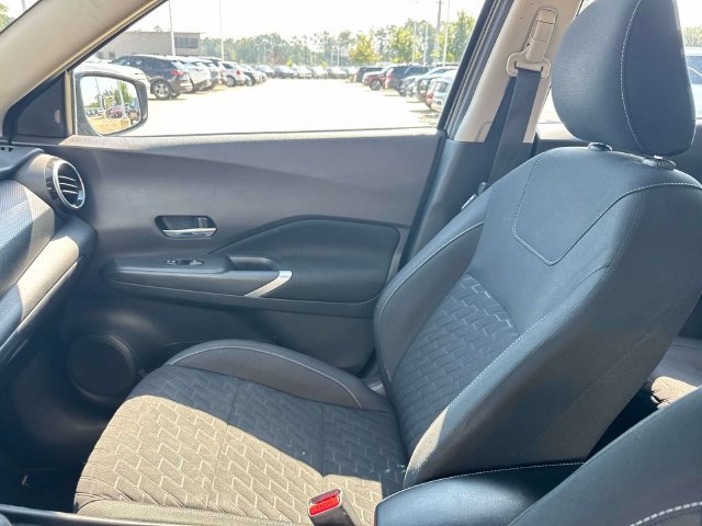 Used 2023 Nissan Kicks SV FWD image 21