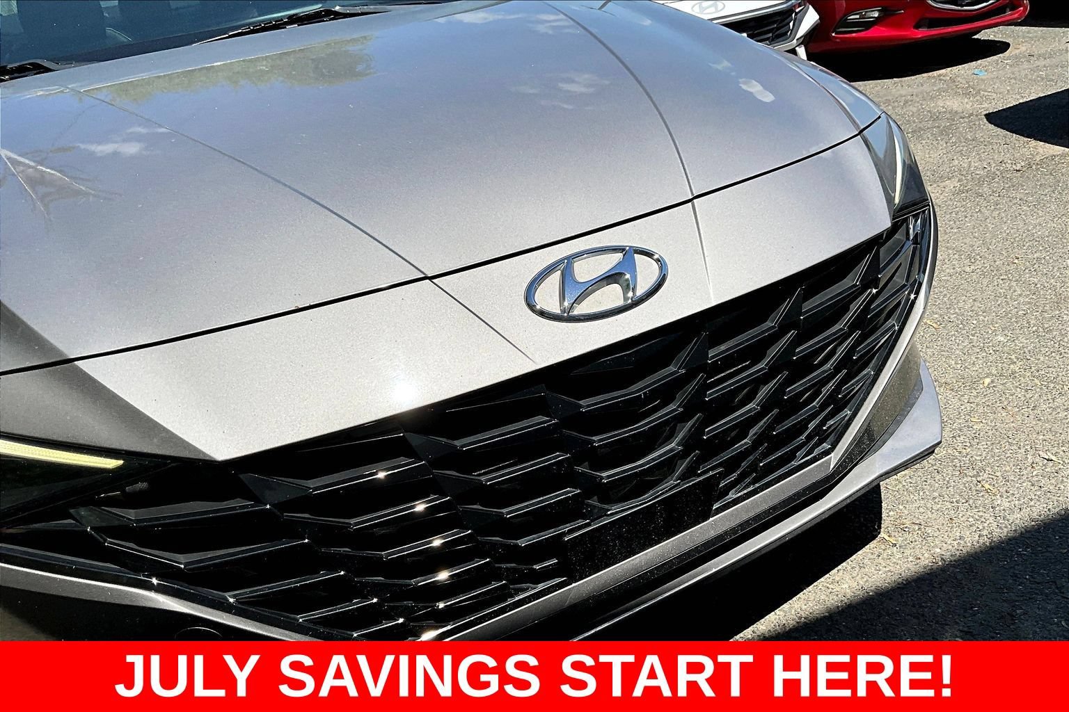 Used 2023 Hyundai Elantra Limited w/ Preferred Accessory Package FWD image 38