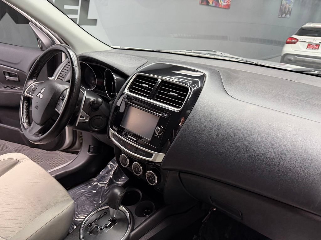 Used 2015 Mitsubishi Outlander Sport GT AWD/4WD image 48