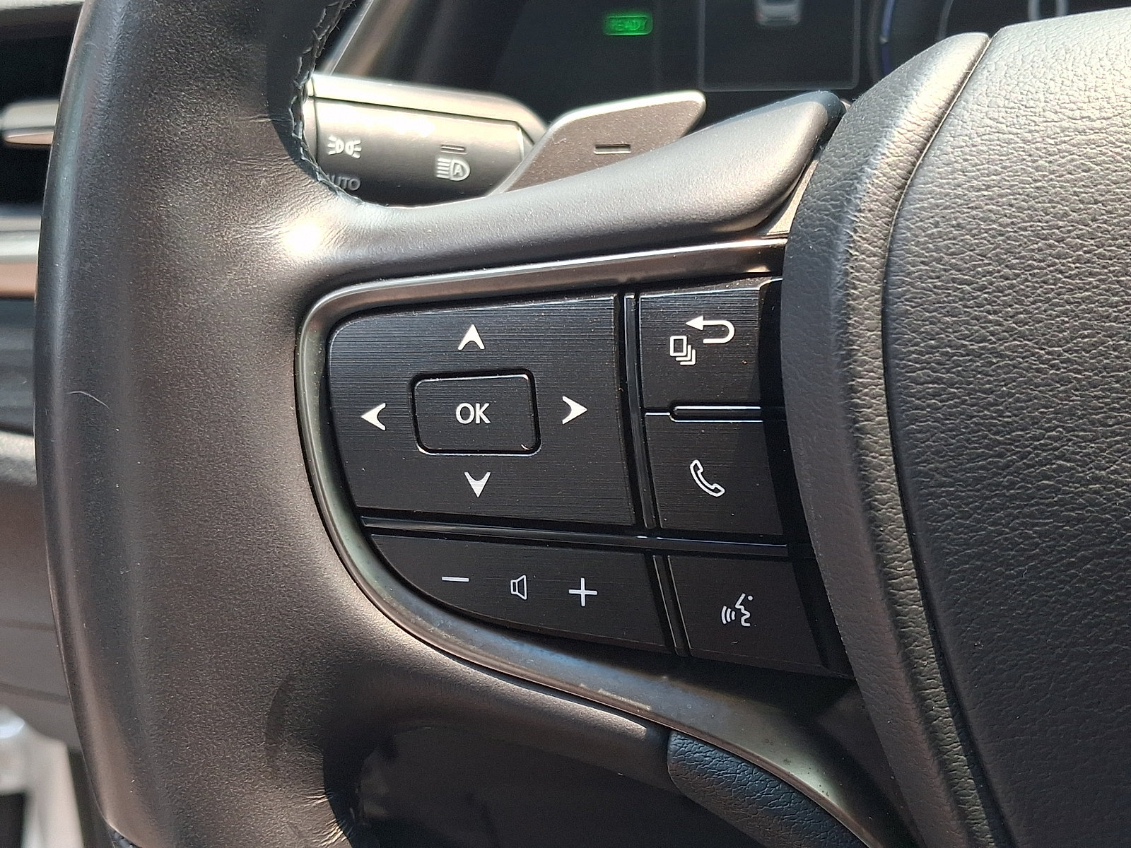 Certified 2020 Lexus ES 300h w/ Premium Package FWD image 23