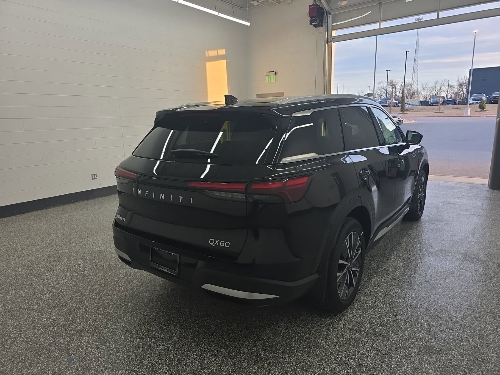 New 2026 INFINITI QX60 Luxe w/ Cargo Package FWD image 6