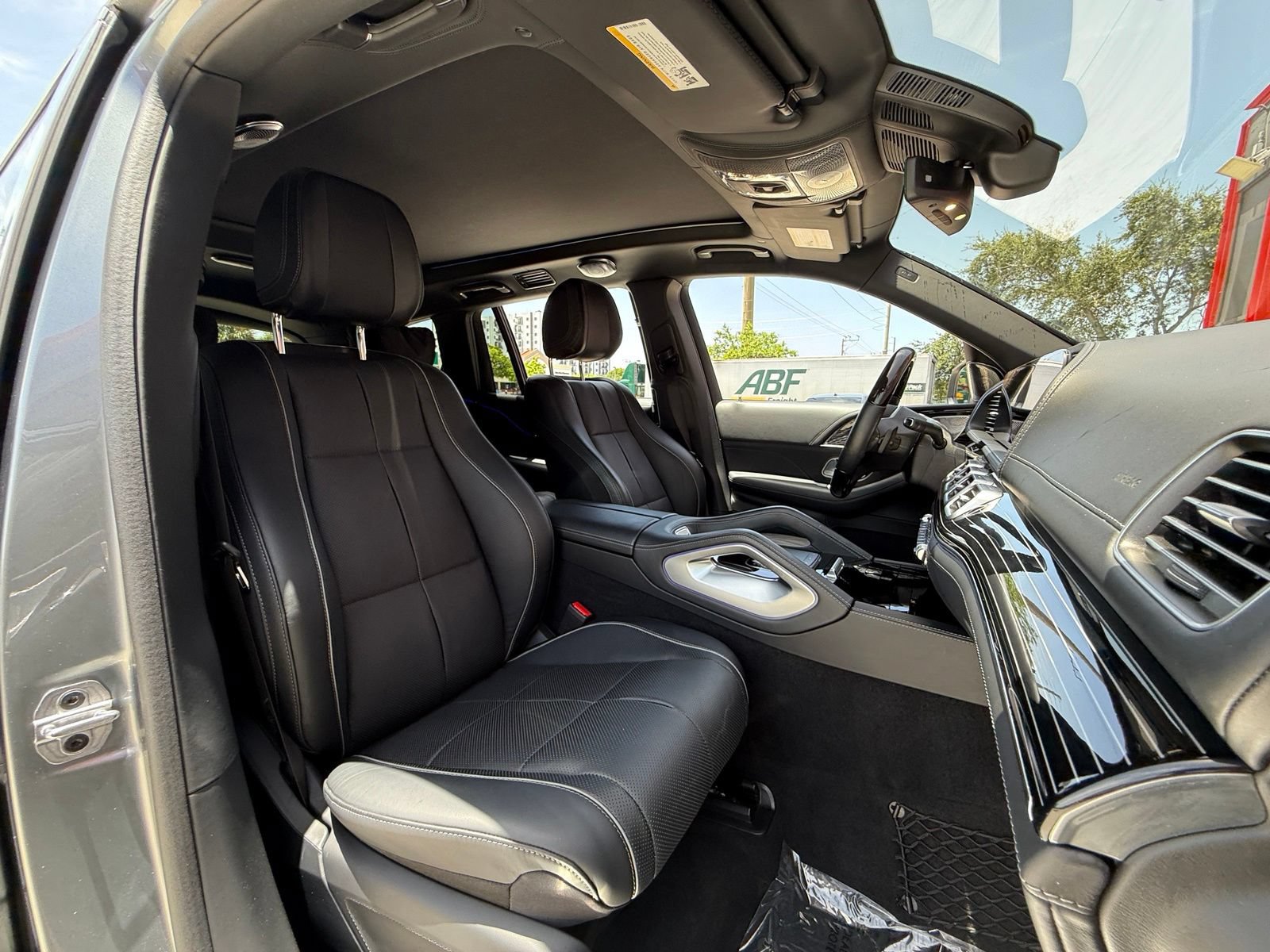 Used 2021 Mercedes-Benz Maybach GLS 600 4MATIC image 47