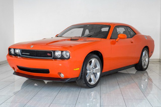 Used 2009 Dodge Challenger R/T RWD image 4