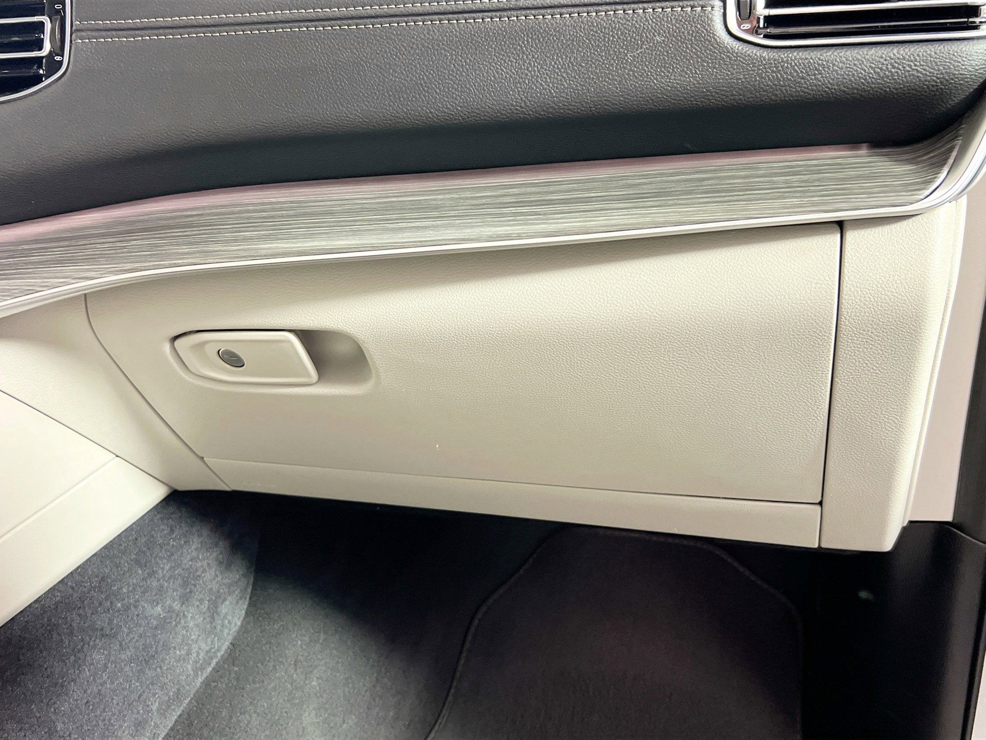 Used 2024 Jeep Wagoneer L Series II image 34