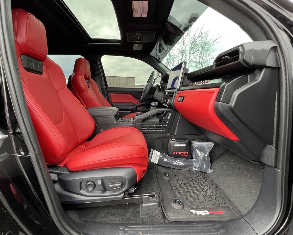 Used 2025 Toyota Tacoma TRD Pro image 21