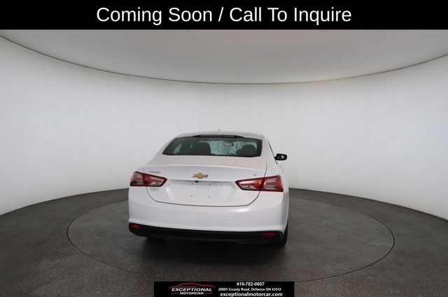 Used 2021 Chevrolet Malibu LT FWD image 17