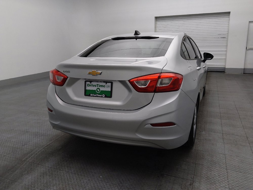 Used 2017 Chevrolet Cruze LS FWD image 7