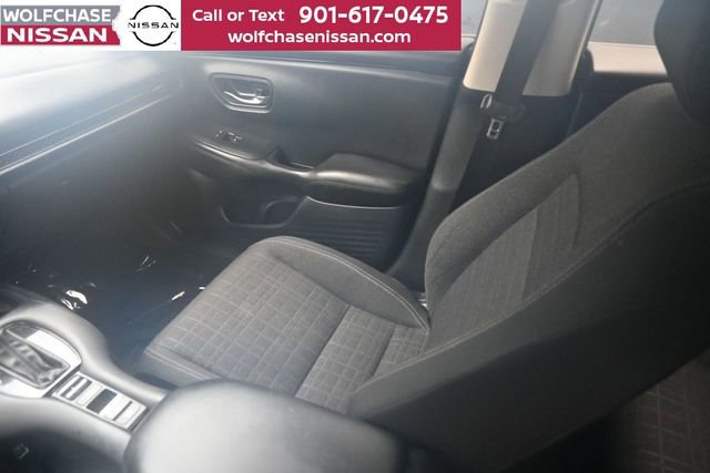 Used 2023 Honda HR-V LX image 11