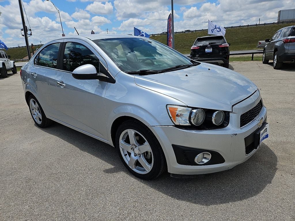 Used 2015 Chevrolet Sonic LTZ FWD image 10