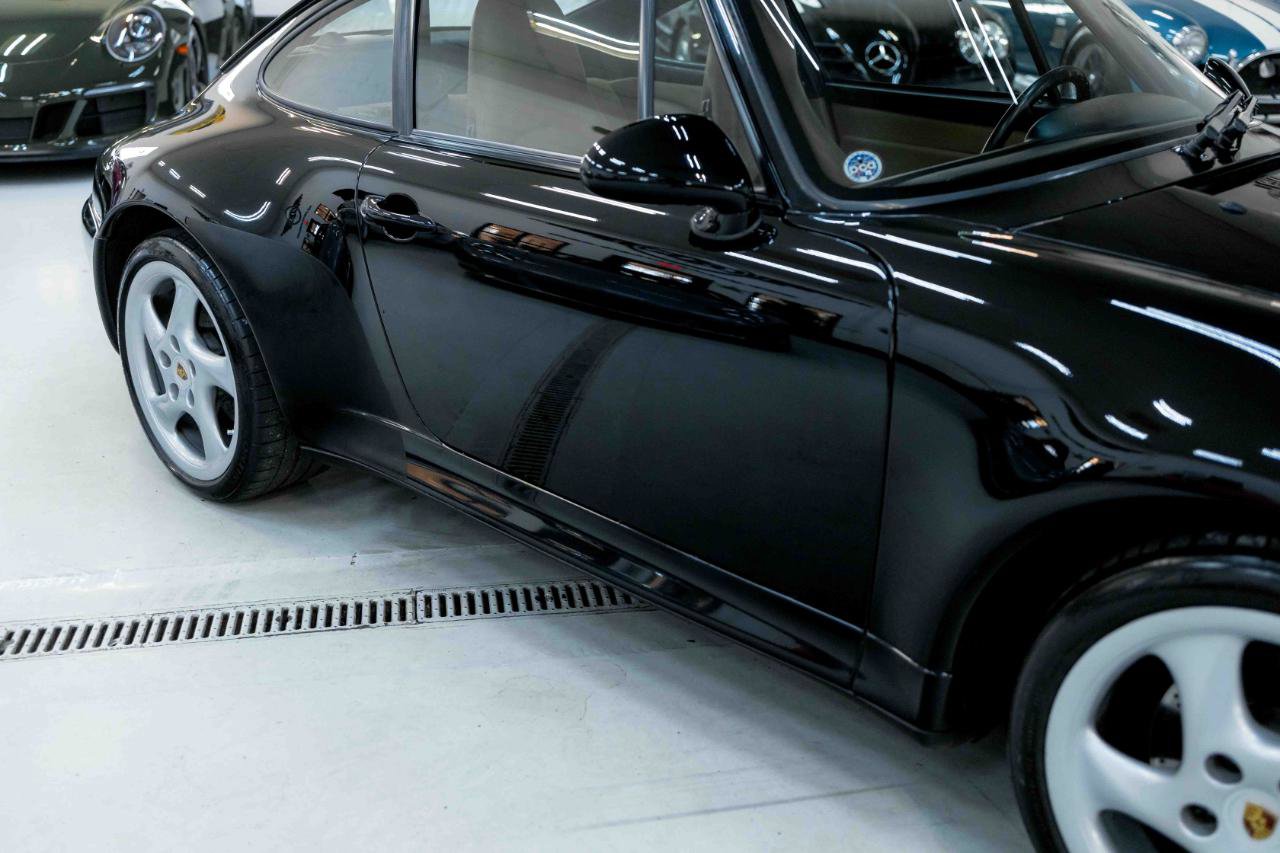 Used 1998 Porsche 911 Carrera 4S image 30