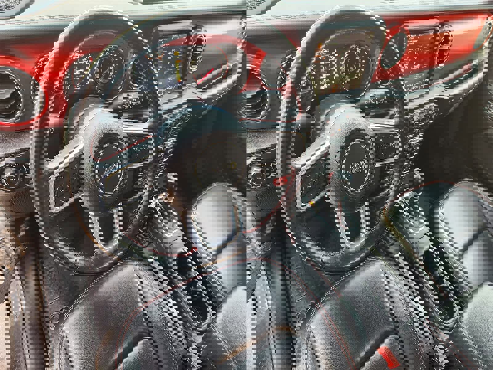 Used 2020 Jeep Wrangler Unlimited Rubicon image 2