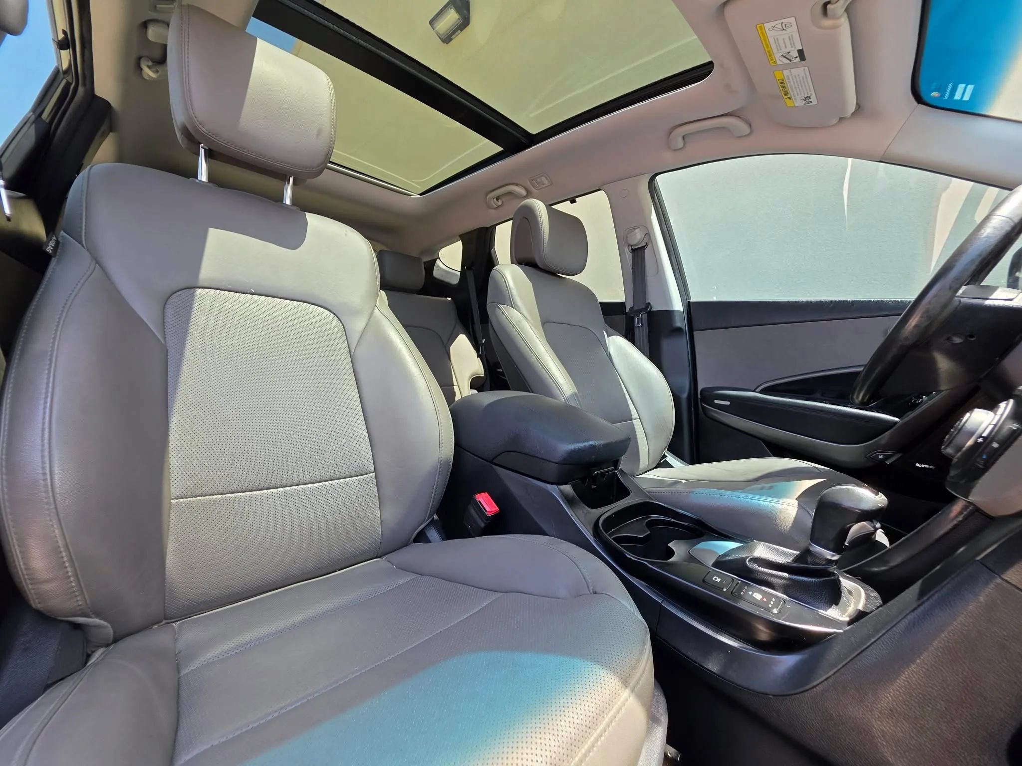 Used 2017 Hyundai Santa Fe Sport FWD image 17