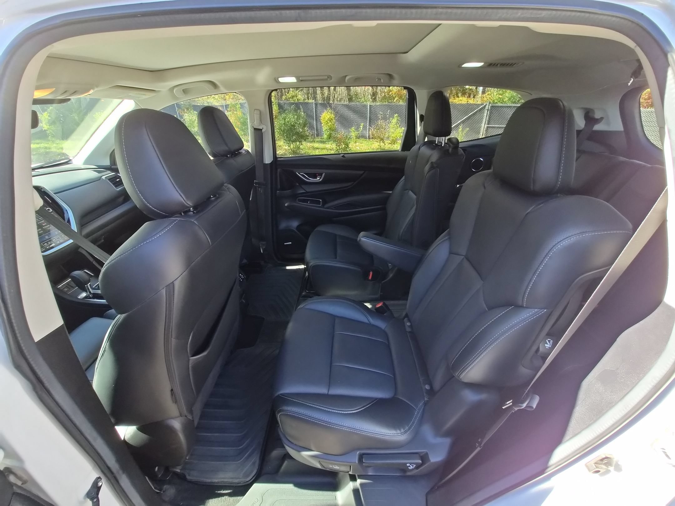 Certified 2024 Subaru Ascent Limited w/ Technology Package AWD/4WD image 32