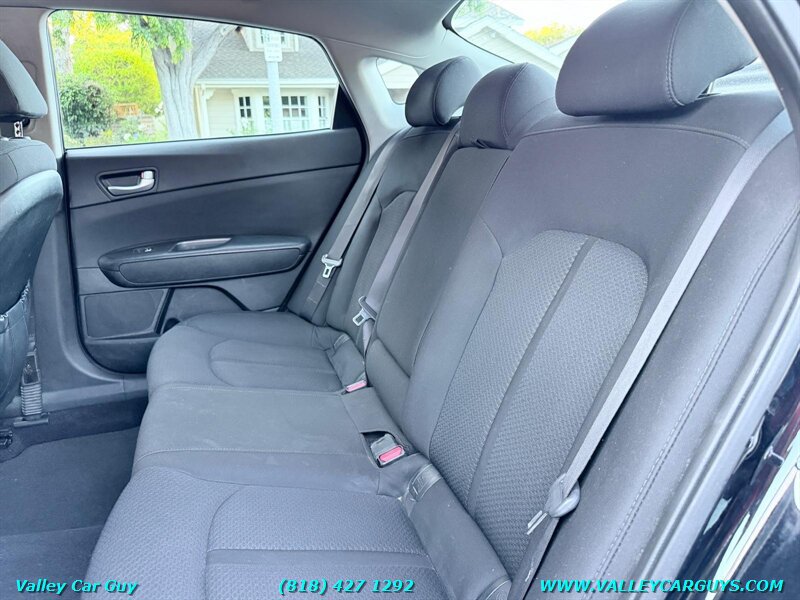 Used 2016 Kia Optima LX FWD image 16