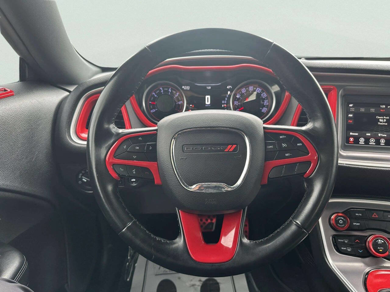 Used 2019 Dodge Challenger SXT RWD image 20